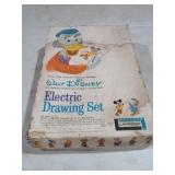 WALT DISNEY ELECTRIC DRAWING SET IN ORIGINAL BOX