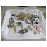 COLL. RHINESTONE BROOCHES & PINS