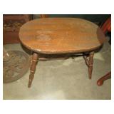SOLID WOOD VINTAGE STOOL