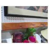 WOOD WALL MOUNTED BRACKET W/ PEGS