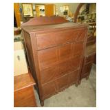 ANTIQUE SOLID WOOD 4 DWR CHEST