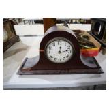 MANTLE CLOCK AS IS