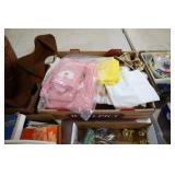 COLLECTION OF VINTAGE DOILIES