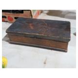 VINTAGE WOOD LIFT TOP BOX