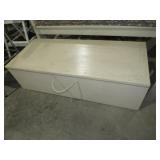 NICE WOOD LIFT TOP STORAGE BOX