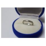 2.4GR 14K WHITE GOLD BAND SIZE 5