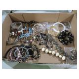COLL. ESTATE BRACELETS & NECKLACES