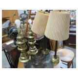 (4) VTG BRASS TABLE LAMPS - 1 SET HAS SHADES