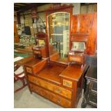 ANTIQUE BURL FINISH 6 DWR DRESSER W/ MIRROR