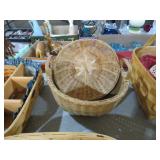 VTG WOVEN ROUND BASKET W/ BREAD BASKET TRAY