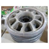 SET OF FOUR METAL HUBCAPS
