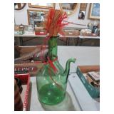 VTG ITALIAN GRN GLASS DECANTER W/ ICE CHAMBER