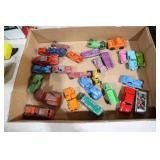 COLL. VINTAGE TOOTSIETOY CARS