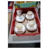 VTG HOMER LAUGHLIN APPLE BLOSSOM TEACUPS & SAUCERS