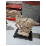 TANG DYNASTY JAPANESE KAKIEMON HORSE STATUE