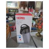 THERMOS VACUUM SEALED PUMP POT IN BOX