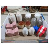 COLLECTION OF VTG S/P SHAKERS