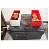 2 GOLD ORNAMENTS & ANTIQUE JEWELRY CHEST