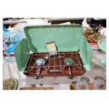 VTG AMERICAN CAMPER 2 BURNER PROPANE STOVE