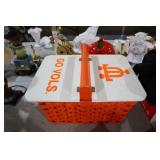 HAND PAINTED GO VOLS UT PICNIC BASKET