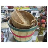 COLL. WOVEN & FRUIT BASKETS