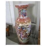 LARGE ORIENTAL VASE