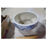 BLUE/WHITE BOWL