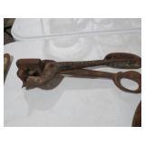 VTG CAST IRON DR. MILLER  PIG SNOUTER