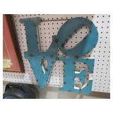 METAL LOVE SIGN
