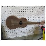 VINTAGE CHILDS TOY GUITAR