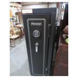 LIKE NEW SENTINEL GUN SAFE