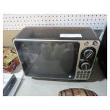 VINTAGE RCA  10 INCH TV