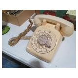 VINTAGE TAN ROTARY DIAL TELEPHONE