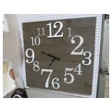 UNIQUE RUSTIC WOOD WALL CLOCK