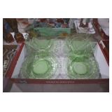 VTG 1930S GREEN URANIUM DEPRESSION GLASS PLATES