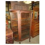 NICE ANTIQUE CURVED GLASS ONE DOOR CURIO CABINET