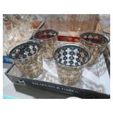 (4) VTG 2 WASHING TON GOLD/ GREEN TUMBLERS