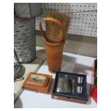 NANTUCKET STYLE BASKET, FLASK SET & MISC