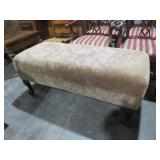 CLAW FOOTED PADDED BENCH / OTTOMAN
