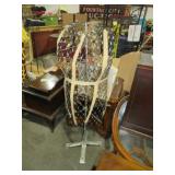 VTG WIRE MESH DRESS FORM STAND