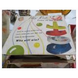VINTAGE MARBLE CHILDS RACE GAMES ORIGINAL BNOX