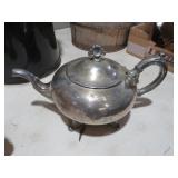 VTG SILVERPLATE TEAPOT