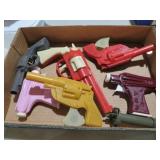 NICE COLLECTION OF OLD CHILDS TOY GUNS