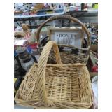 (2) WOVEN BASKETS & WALL DECOR