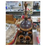 VTG WOOD DECANTOR WITH 4- WOOD CUPS
