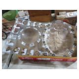 (2) VTG SERVING DISHES WITH GOLD DESIGNS