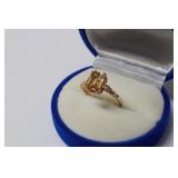 2.4 GRAM 10 K GOLD CITRINE RING SIZE 7