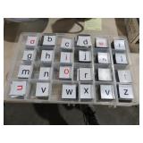 COLL. TREACHING/LEARNING MAGNETIC LETTERS