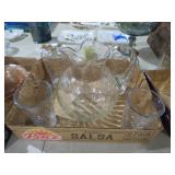 VTG BULBUOUS PITCHER & GLASSES