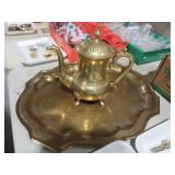 HEAVY VINTAGE BRASS TEA POT & SERVING TRAY